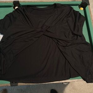 Old Navy Go-Dry active loose black shirt with open back
